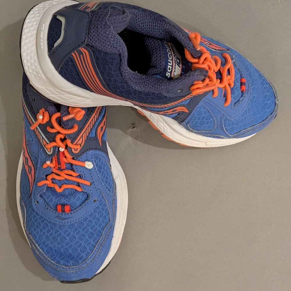 Saucony Women's Blue & Orange Running Shoes 7.5